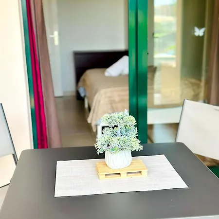 Terraza De La Paz Vista Al Campo De Golf *