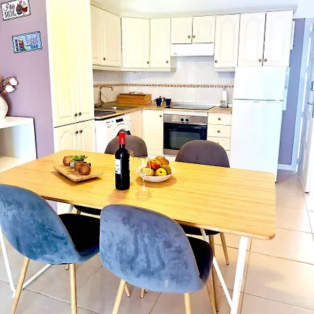 Terraza De La Paz Vista Al Campo De Golf