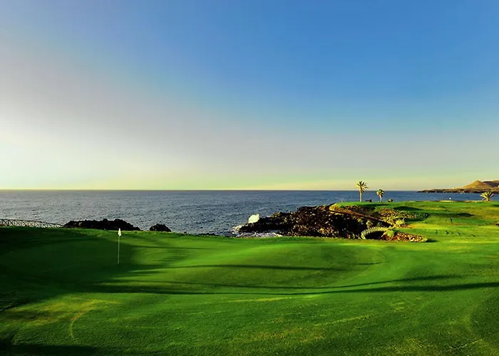 Terraza De La Paz Vista Al Campo De Golf San Miguel de Abona